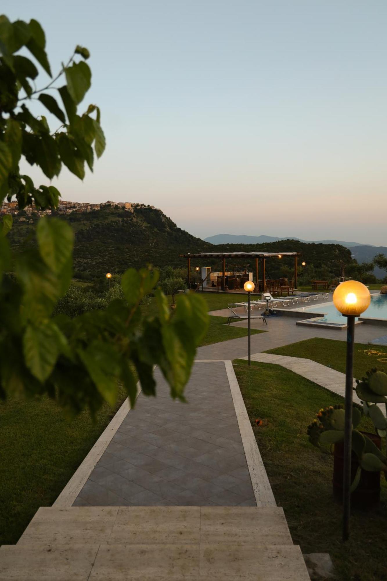 L' Aia Resort Trentinara Exteriör bild
