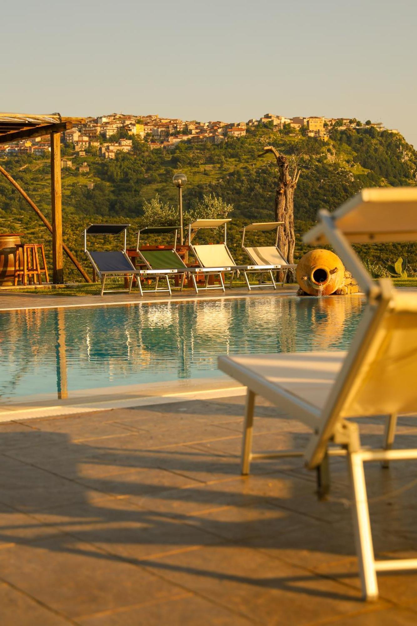 L' Aia Resort Trentinara Exteriör bild