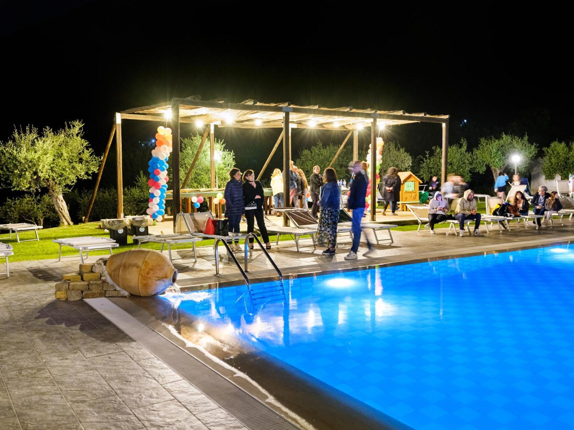 L' Aia Resort Trentinara Exteriör bild
